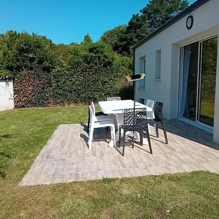 Maison De Vacance A La *